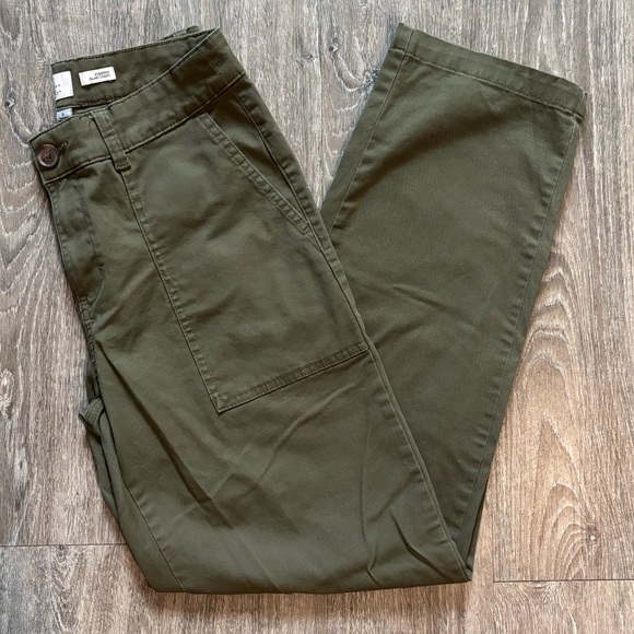 A New Day olive pants - Picture 1 of 6